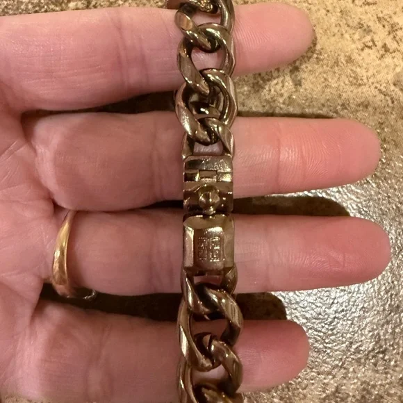 Vintage Givenchy 4G Cuban Link Bracelet Chunky Crystal Gunmetal Chain Unisex - Picture 7 of 13